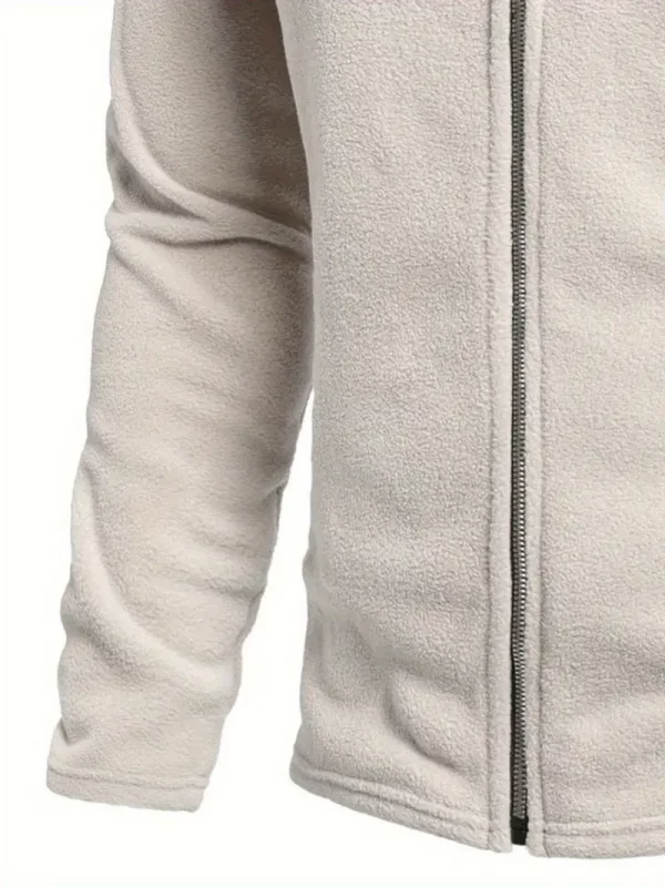 Sudadera con capucha y cremallera de color oliva para hombre